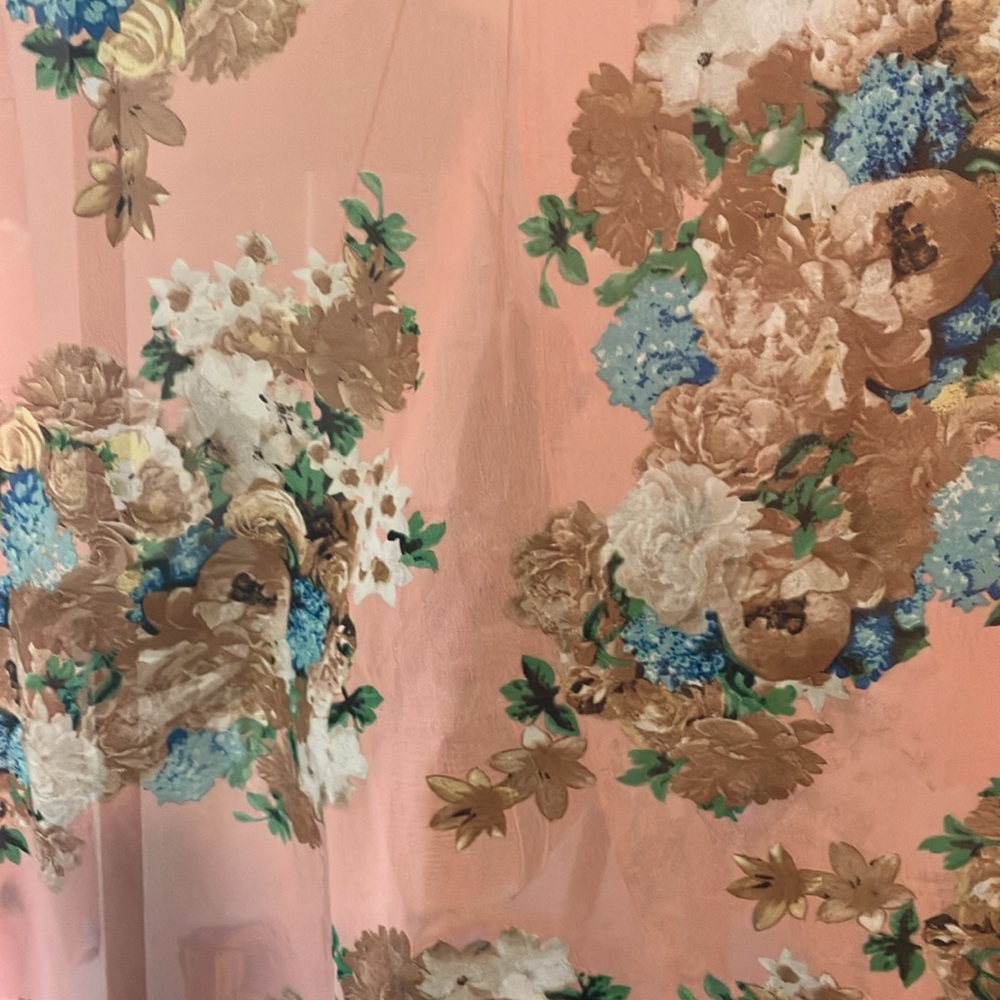 Live 4 Truth pink floral kimono - Picture 5 of 6